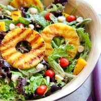 7 ways to make a boring salad more fun and healthy :)